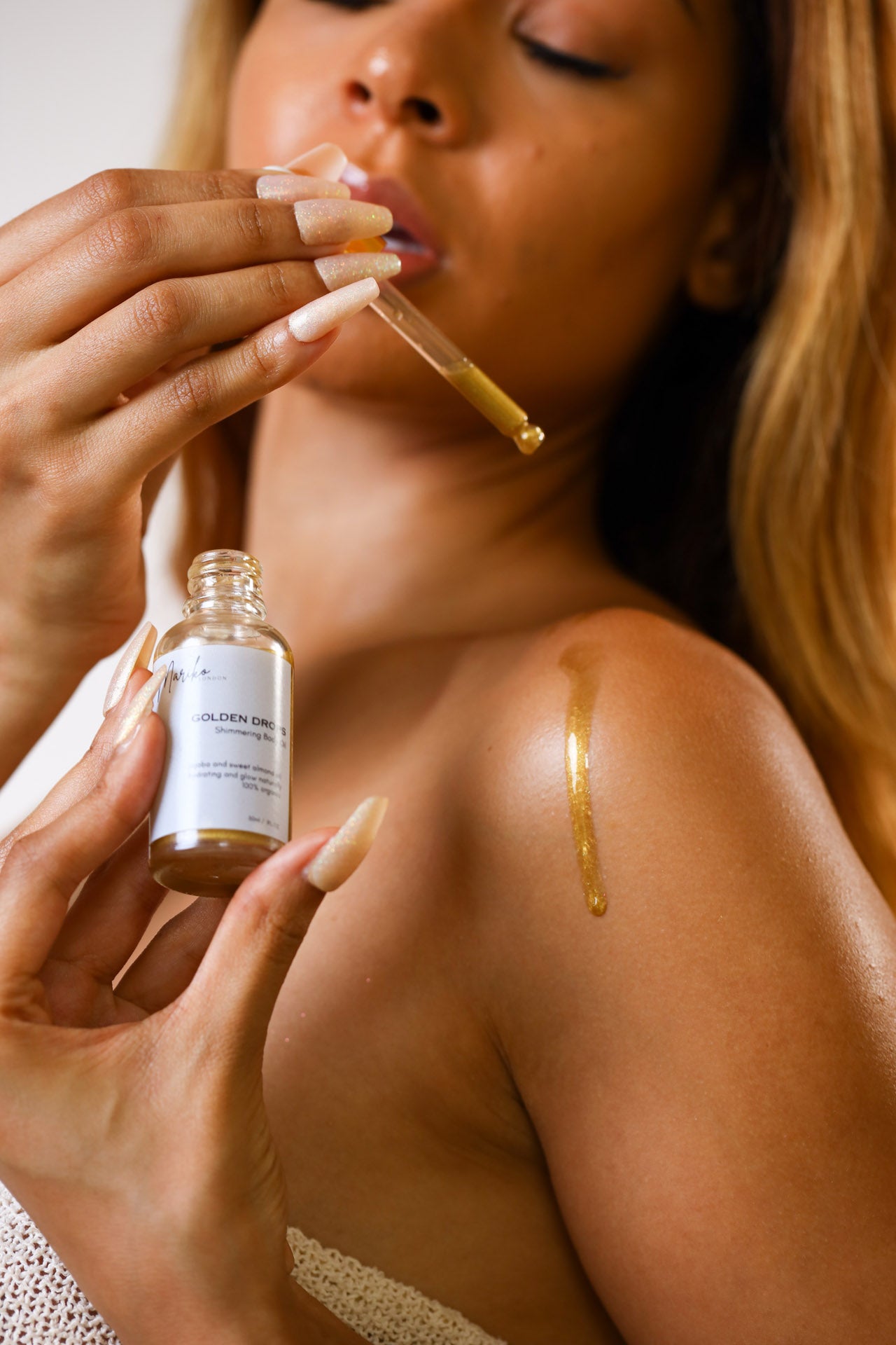 Golden Drops Shimmer Oil - Vanilla & Rose